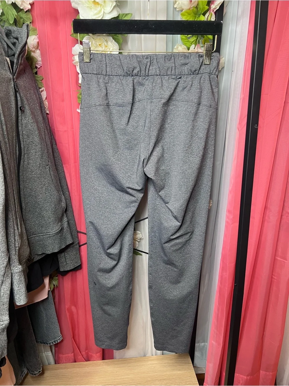 Lululemon On The Fly Pant Gray